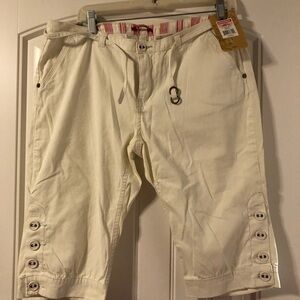 UNIONBAY Men's Tan Cargo Shorts with Button Accents